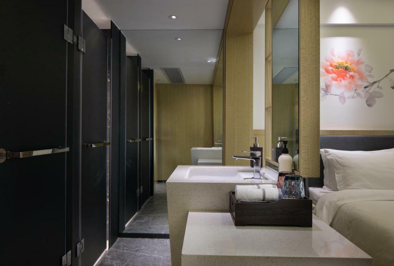 Paco Hotel Guangzhou Jiangtai Road Metro Branch Luaran gambar